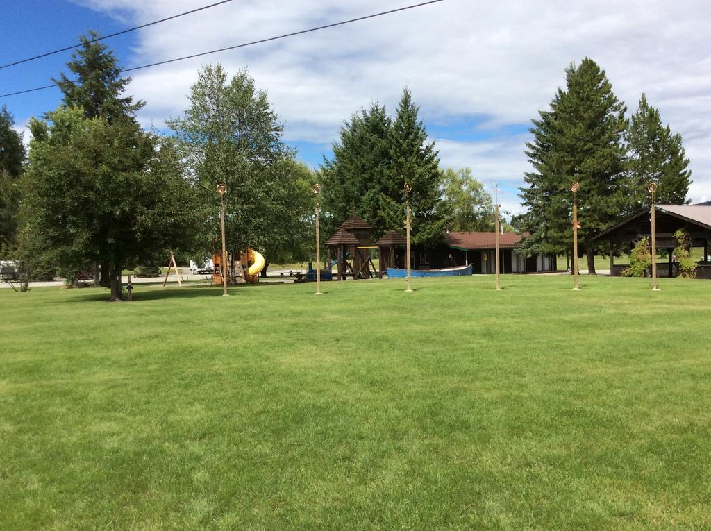 Robert'S Roost Rv Park Resort Quesnel Exterior foto